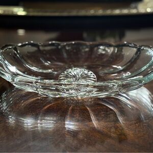 Vintage Oval Pressed Glass Dish | Scalloped Rim Sunburst Center